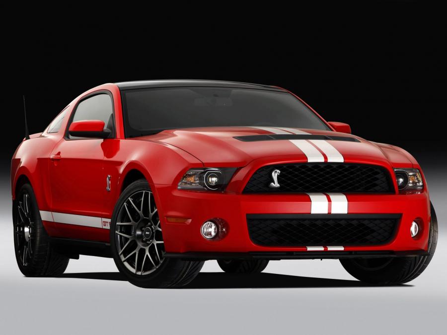  Shelby GT500 SVT 2010 года  (фото 1 из 7)